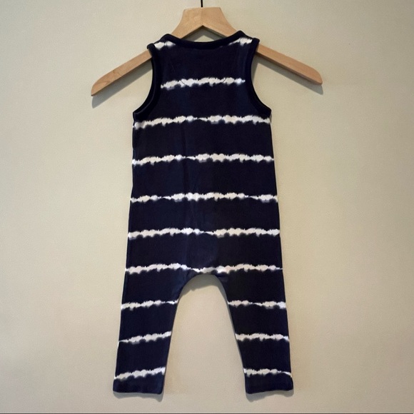 Baby Gap Tie Dye One-piece Romper Tank Navy size 18-24 months Gently Used - Picture 2 of 6